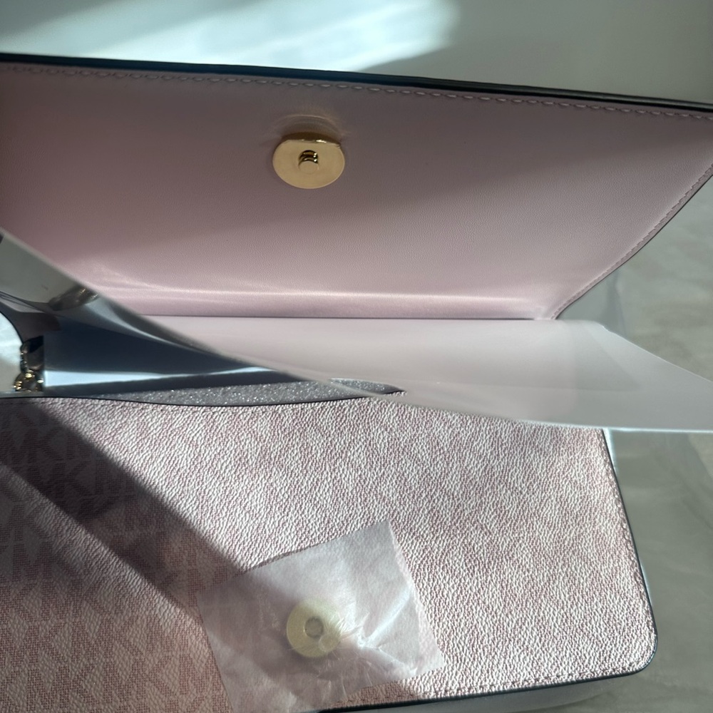 Michael Kors Light Pink Cosmetic Bag - Picture 3 of 6